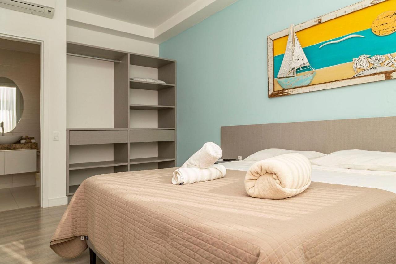 Punta Blu: Luxury Beachfront Condo with Pool and 24/7 Security Bombinhas Exterior photo